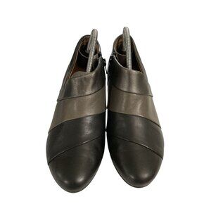 Taos Triumph Women's Size 8 Black Gray Leather Ankle Booties shoes